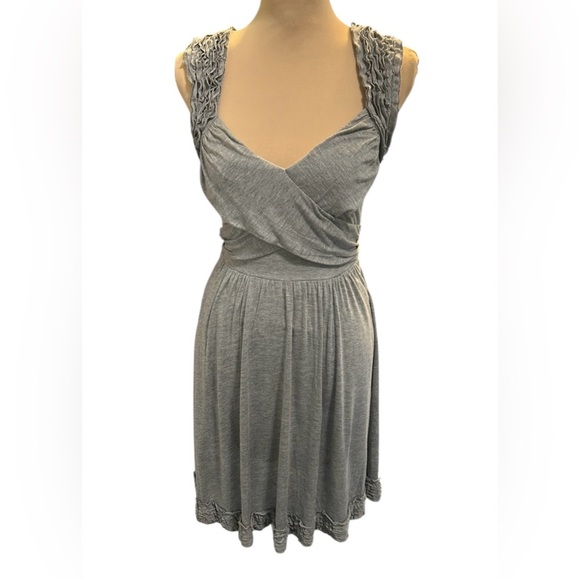 Bebe Dress Heathered Gray Ruffled Bubble Hem Open Back Bodycon Side Zipper Sz Sm - Picture 1 of 12